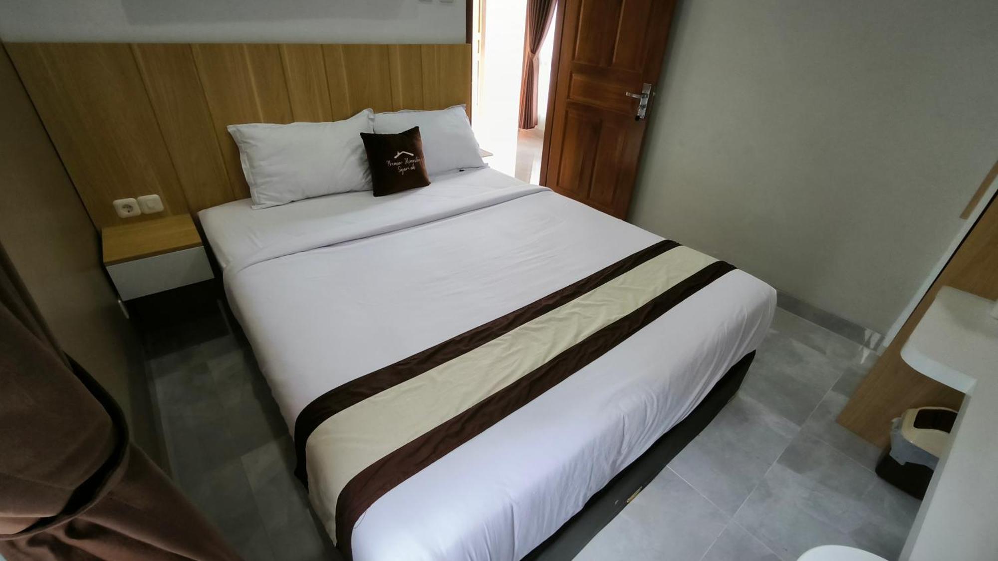 Kalasan Premier Homestay Syariah מראה חיצוני תמונה