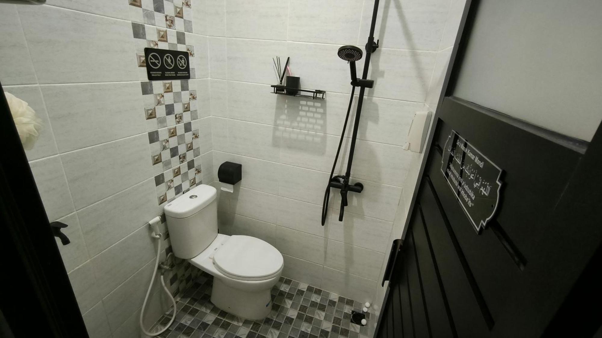 Kalasan Premier Homestay Syariah מראה חיצוני תמונה